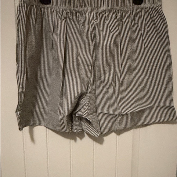 Classic Black and White Striped Women's Shorts - Picture 3 of 3